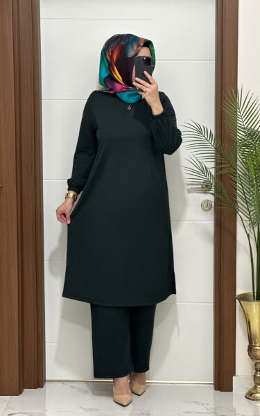 9999 K 90 ZÜMRÜT YEŞİLİ YENİ SEZON BÜYÜK BEDEN DURU TAKIM - MODA ALMİRA